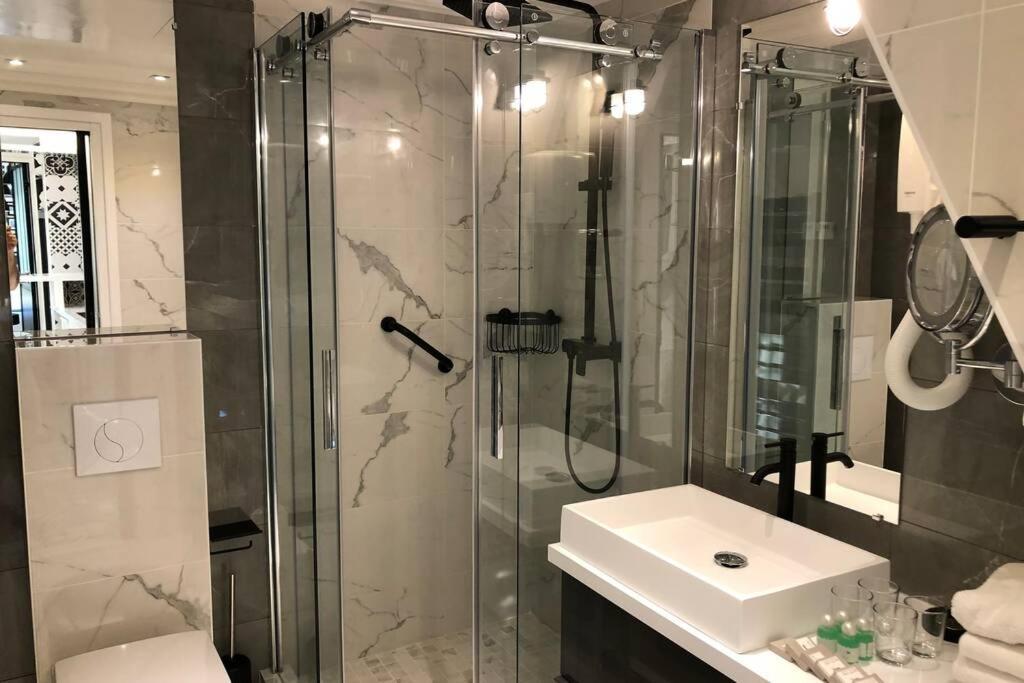 Appartement Rousselet Quartier Bon Marche Paris Viieme 外观 照片
